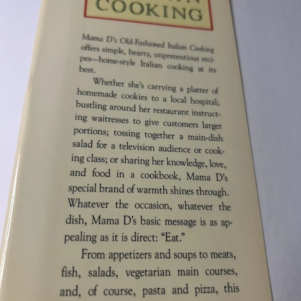Old Fashioned Italian Cooking Cookbook Mama D HC Giovanna D'Agostino 1st Ed.